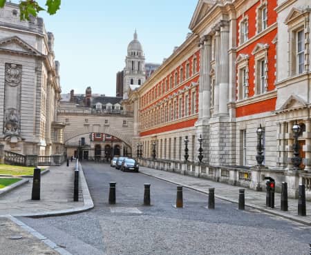 UK House Prices Up 3.5% in May 2025